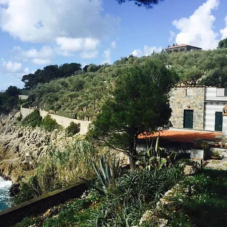 Stairway To Heaven Apartment Lerici